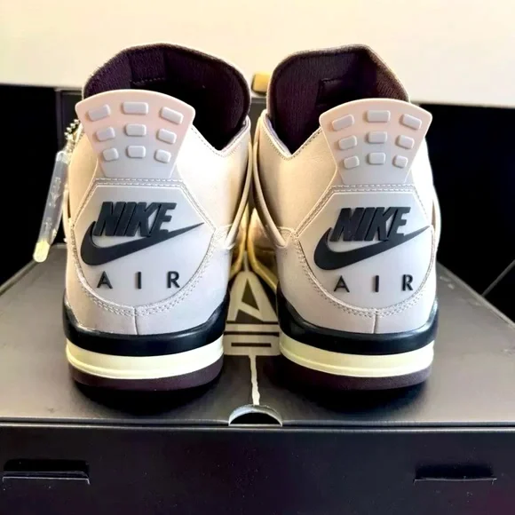 🧞 Nike Air Jordan 4 Retro x A Ma Maniere 🧞